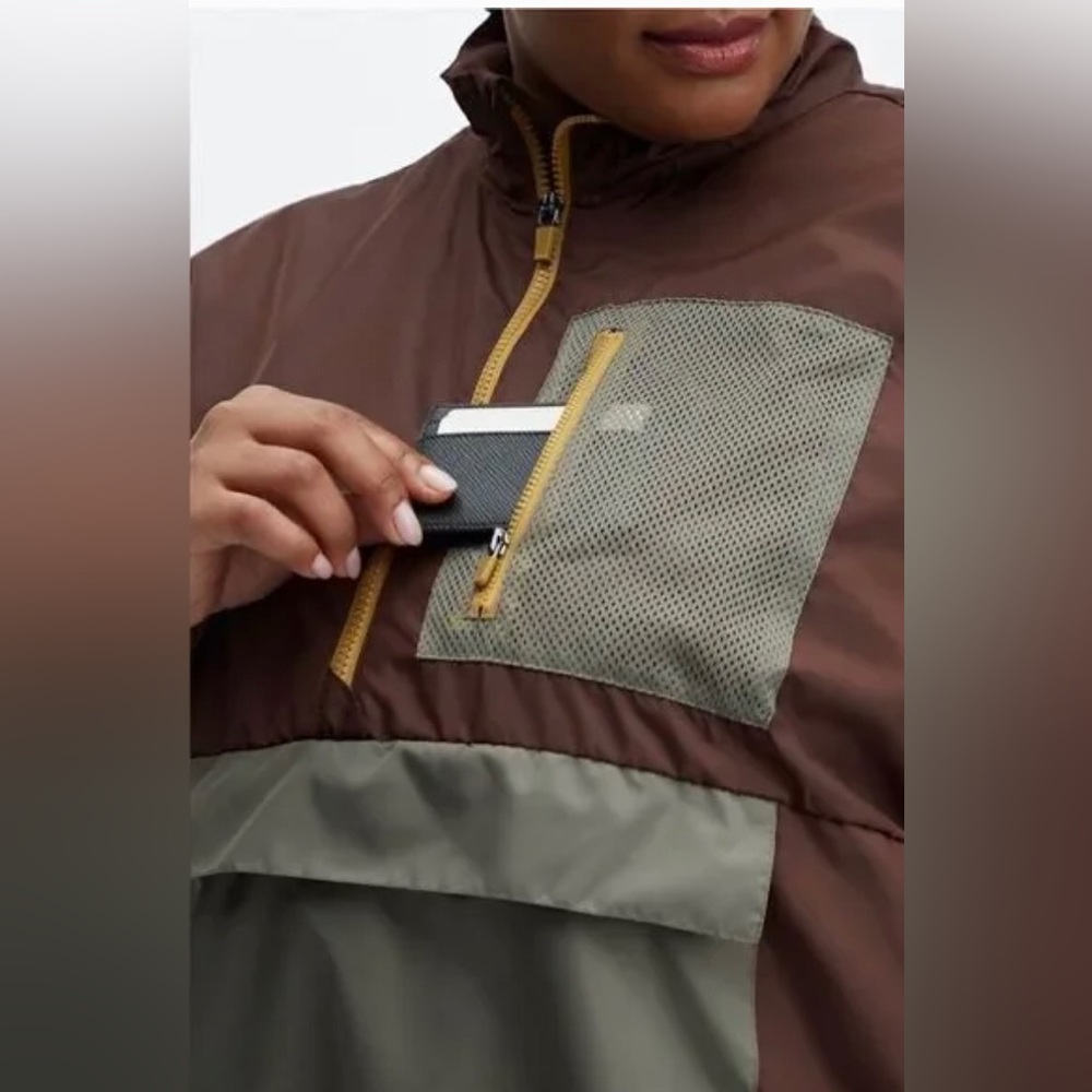 Fabletics Shawn Cropped Half-Zip Windbreaker Jack… - image 2